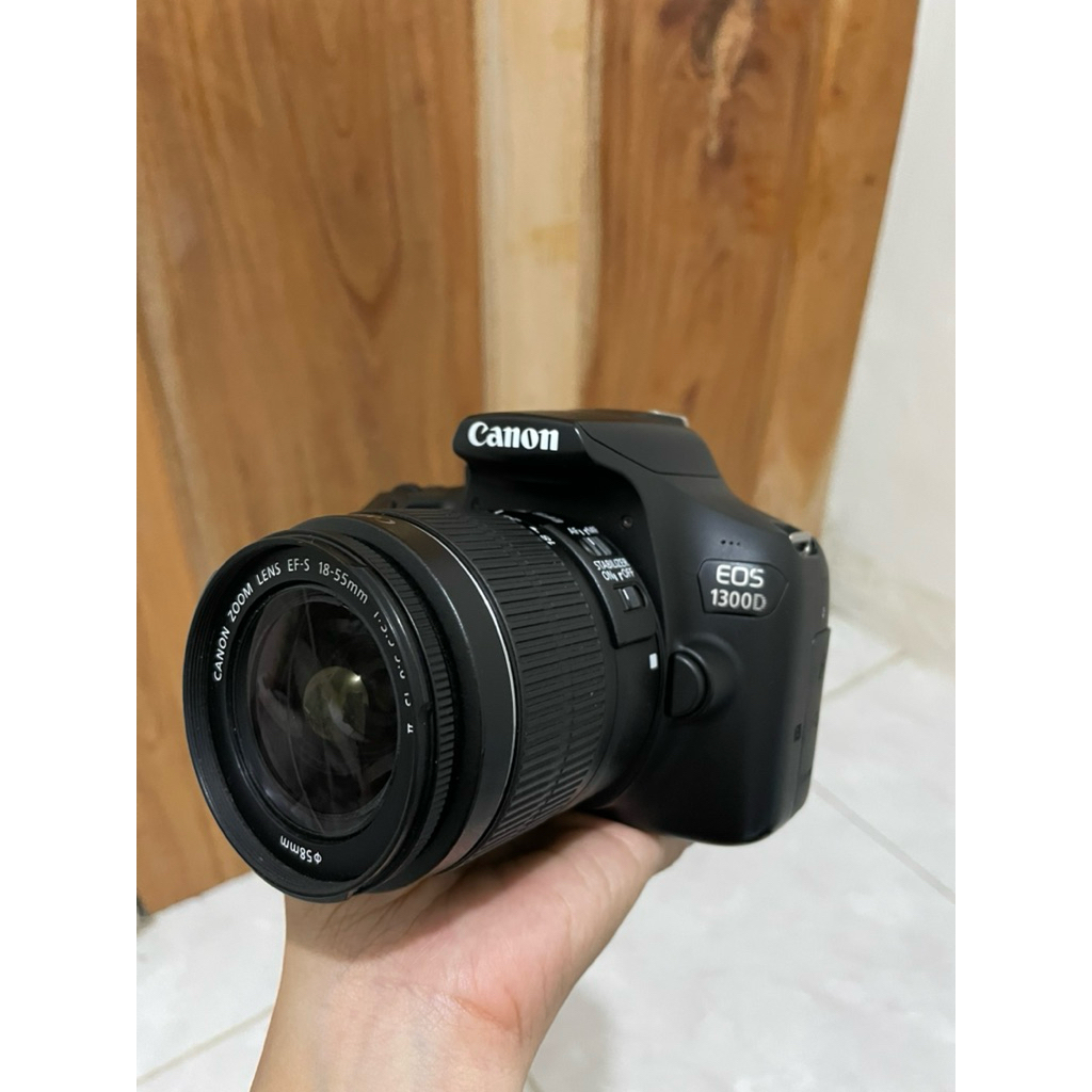 Canon 1300D kit