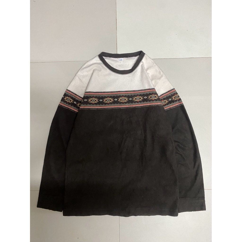 JF 49 - UNIQLO Crewneck Sweeter Long Sleeve 3 Tone Collour Navajo Jaket Japan - Size L