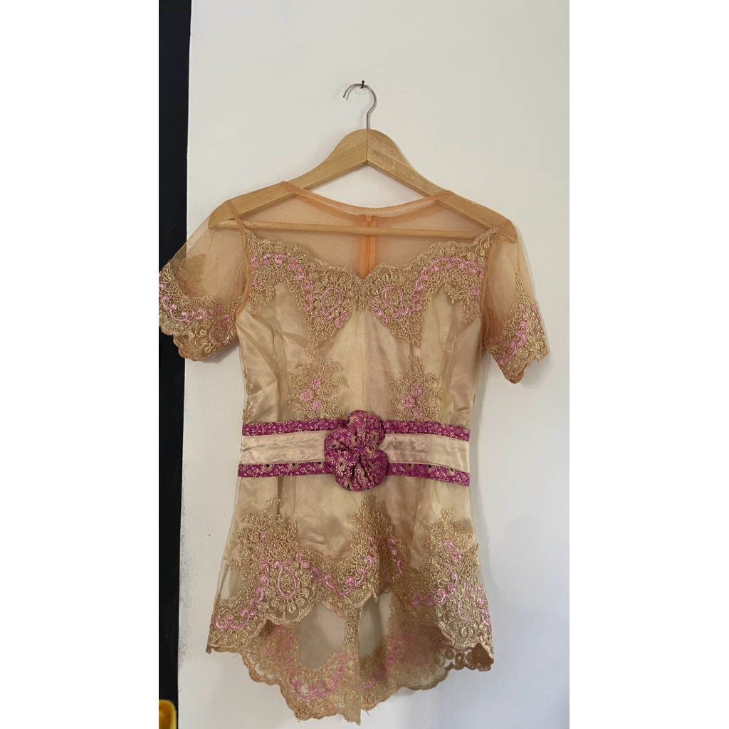 kebaya preloved lengan pendek