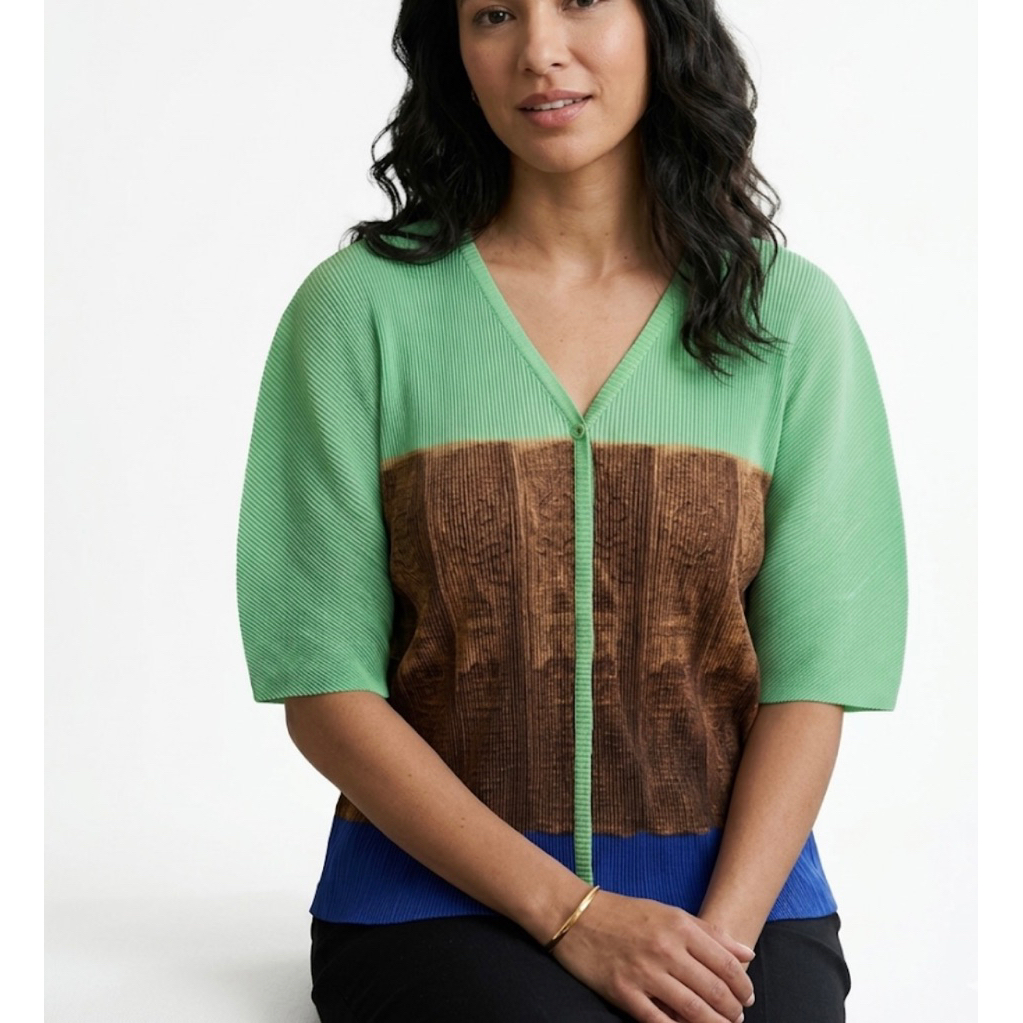 Issey Miyake Pleats Please