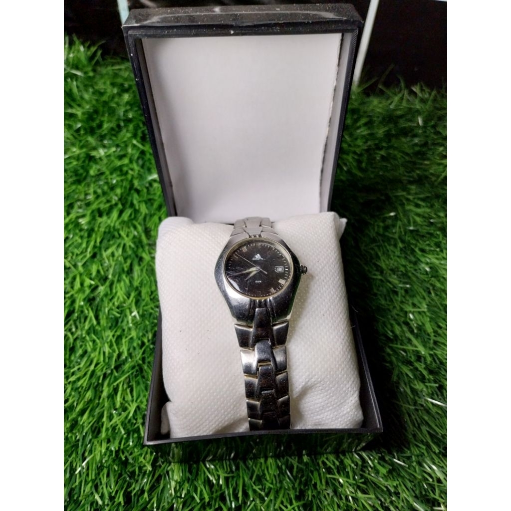 Jam tangan adidas original vintage
