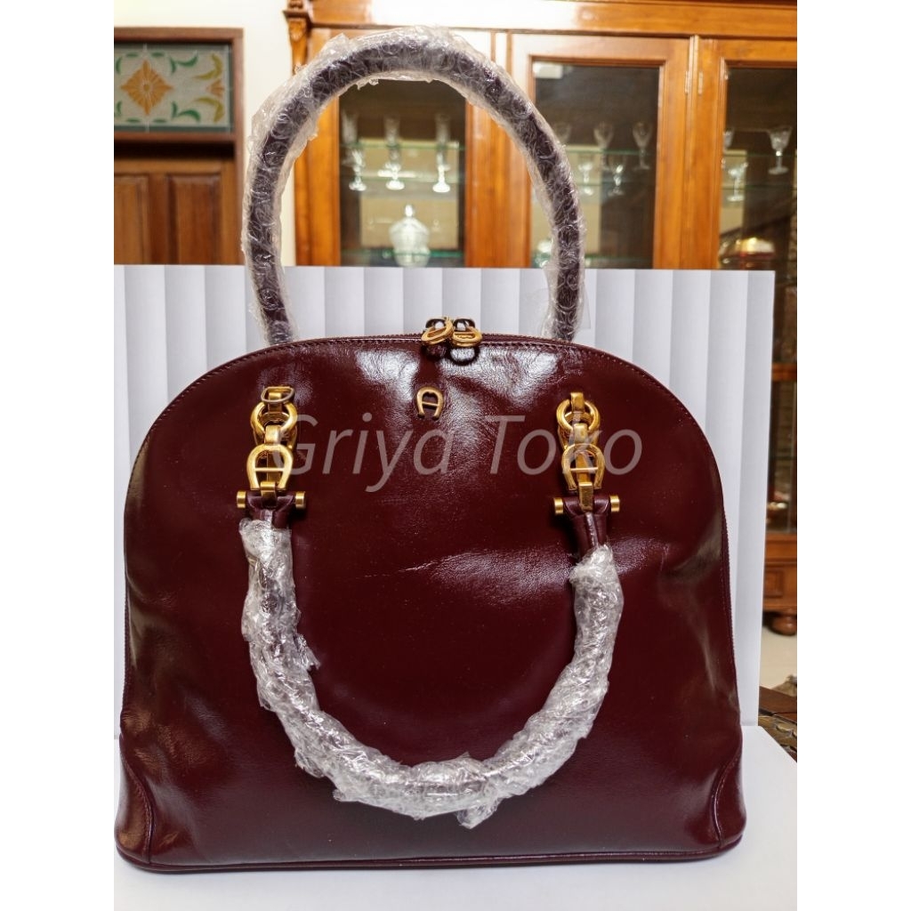 Tas Wanita AIGNER