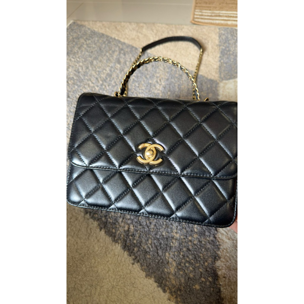 chanel mini flap bag