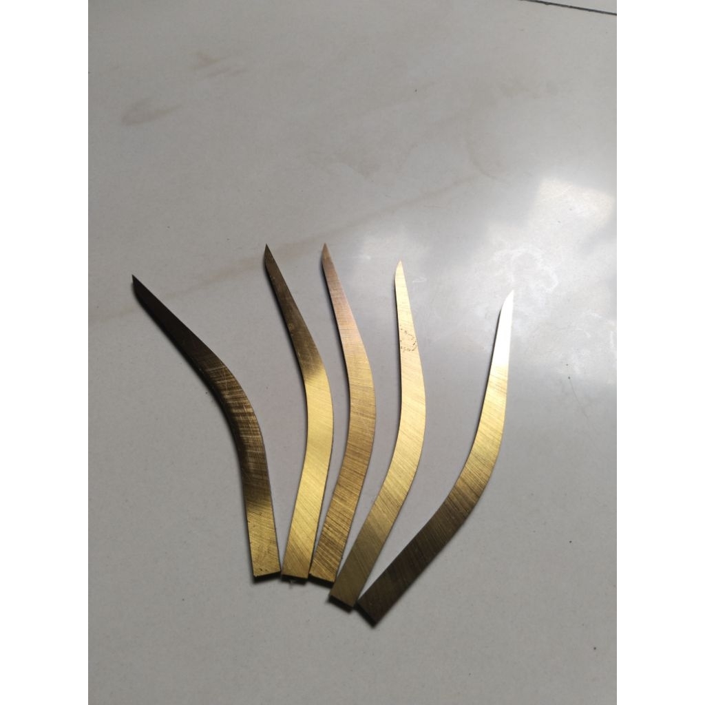 Hss DCM Gold bahan taji premium perbatang