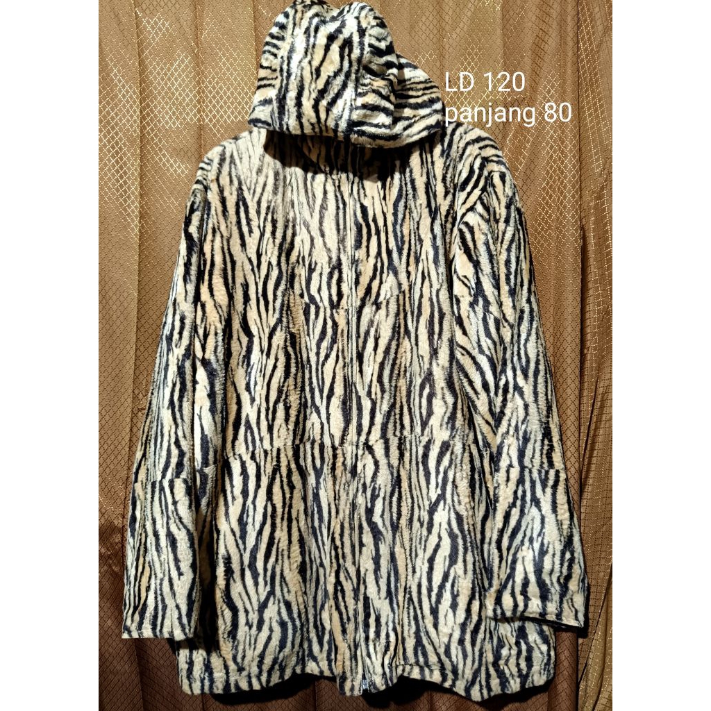 jaket bulu harimau jaket winter bulu harimau jaket musim dingin bulu harimau jaket full bulu leopard