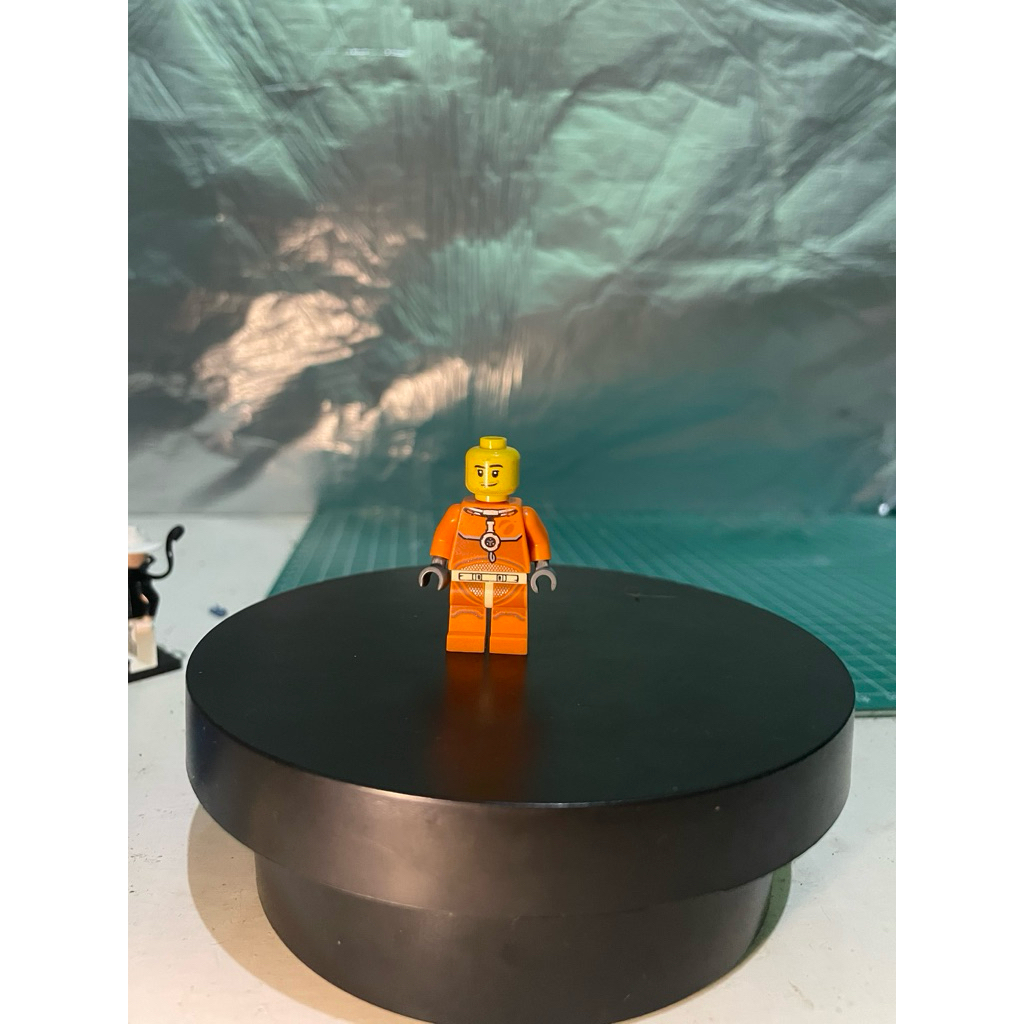 Lego minifigure original