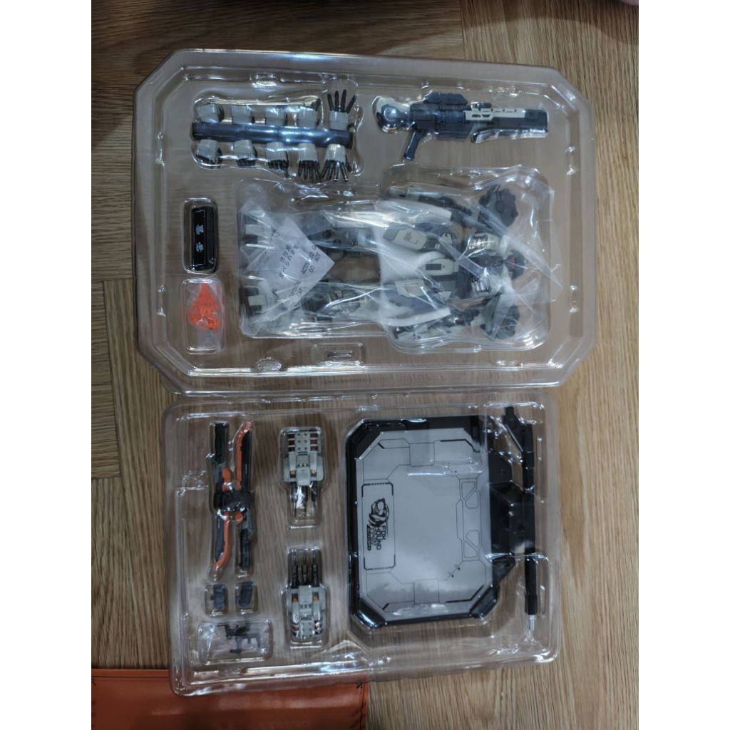 moshow toys fox hound 02