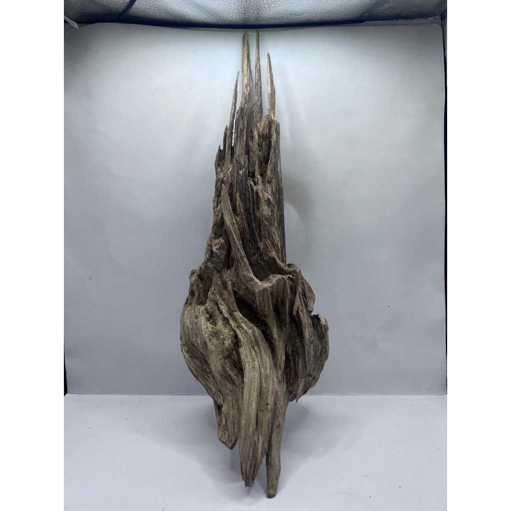 Dekor Kayu Gaharu Malinau