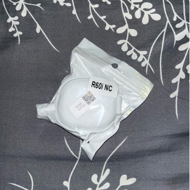 Softcase Soundcore R60i NC Putih