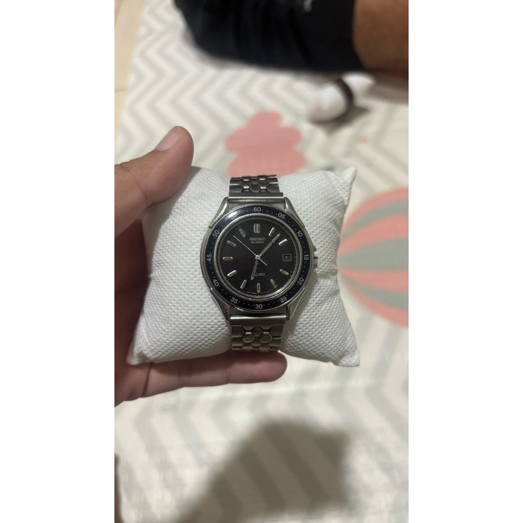 Seiko SQ 100 Quartz