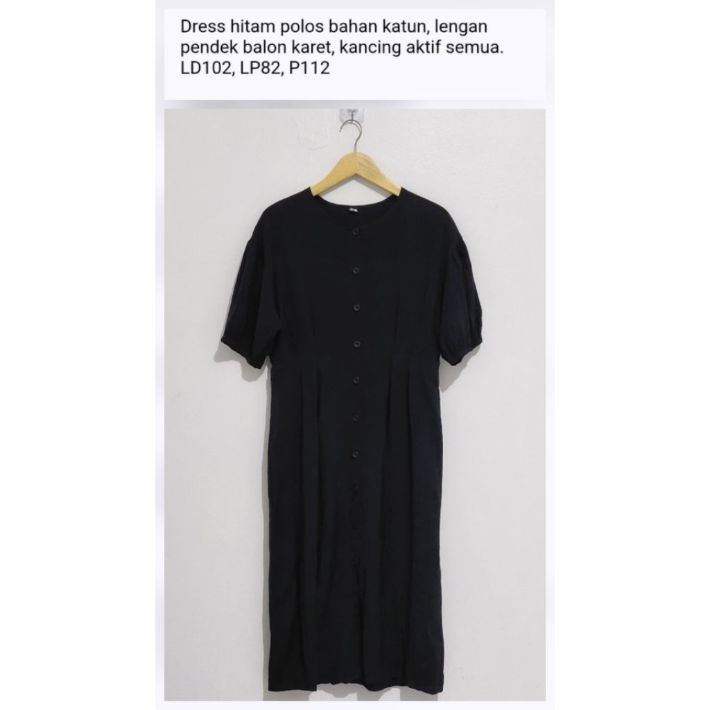 Dress hitam polos bahan katun, lengan pendek balon karet, kancing aktif semua pernah dipakai