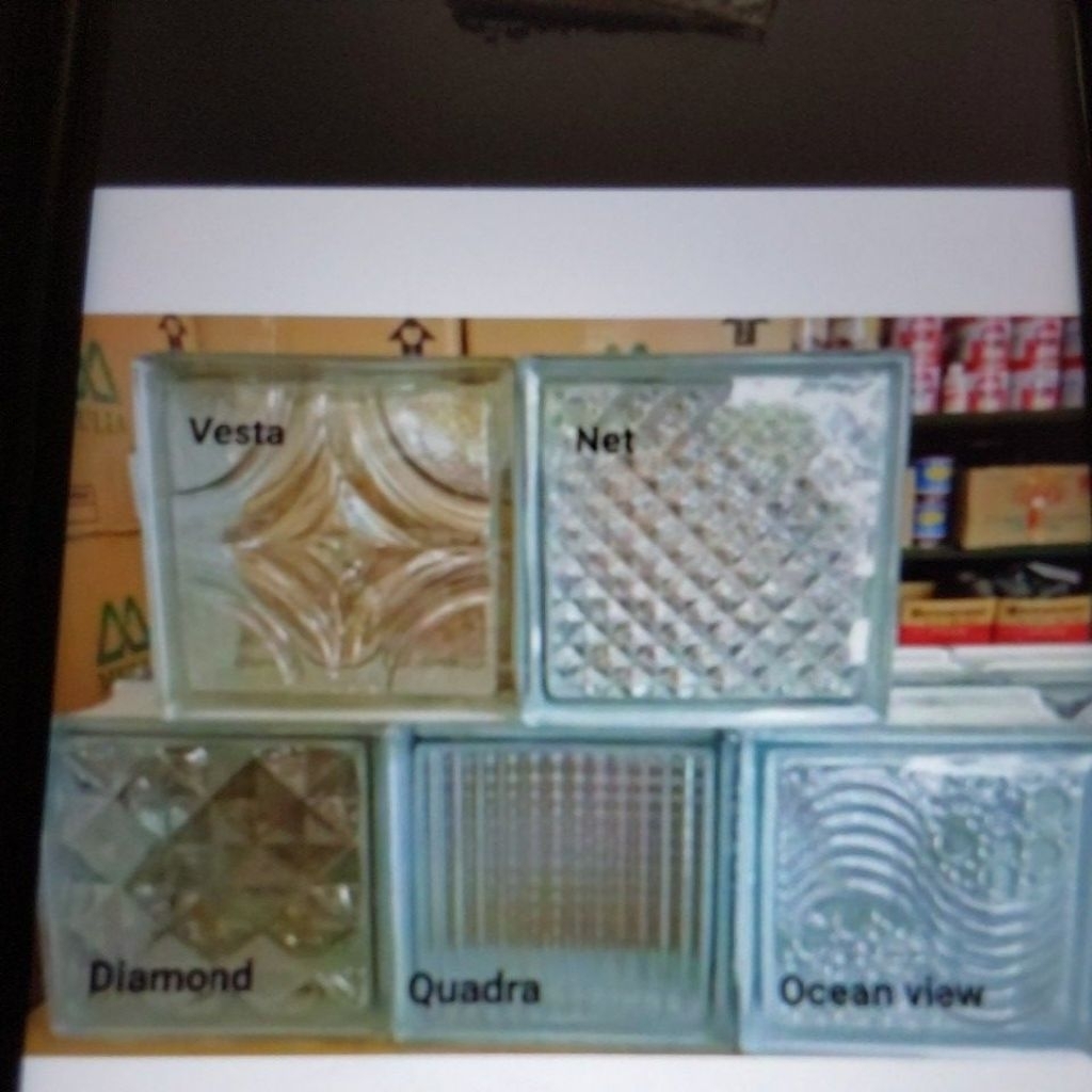 GLASS BLOCK Dinding Merk MULIA ~ Blok Kaca ~ Roster Kaca Via Grab / GO SEND