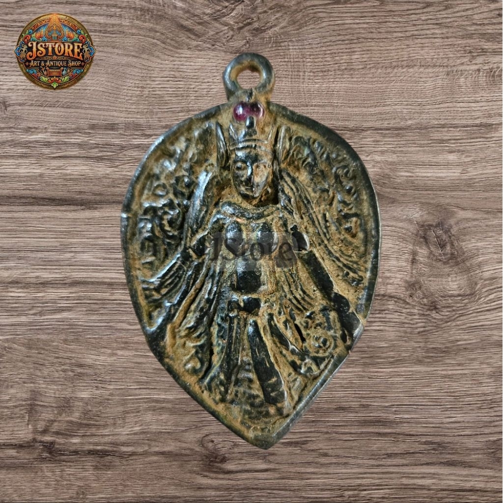 Liontin Kalung Perunggu Batu Merah Siem Motif Wanita