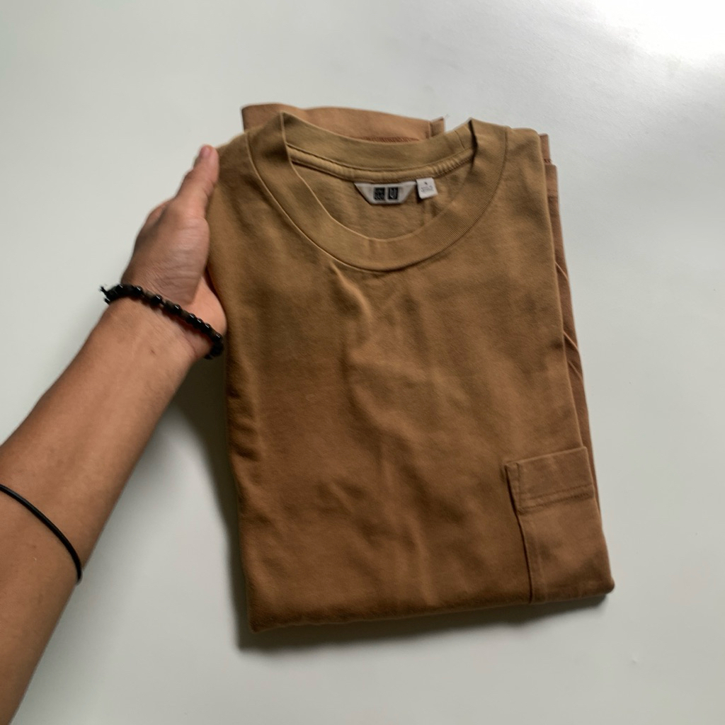 T-shirt Uniqlo U Oversize pocket