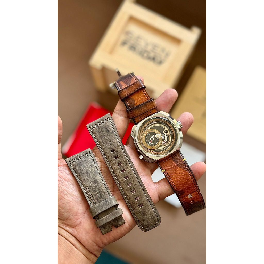 Preloved Original jam SEVENFRIDAY Q2/02 Revolution Q-Series Automatic