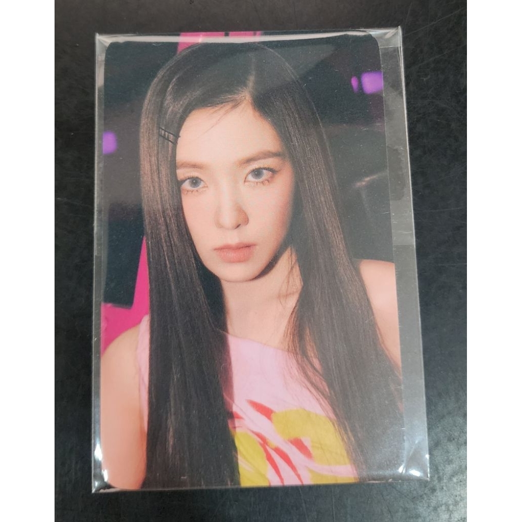 (WTT/WTS) Red Velvet RedVelvet - Irene Photocard (PC) Keyring TRF 2022 MD Merch Merchandise
