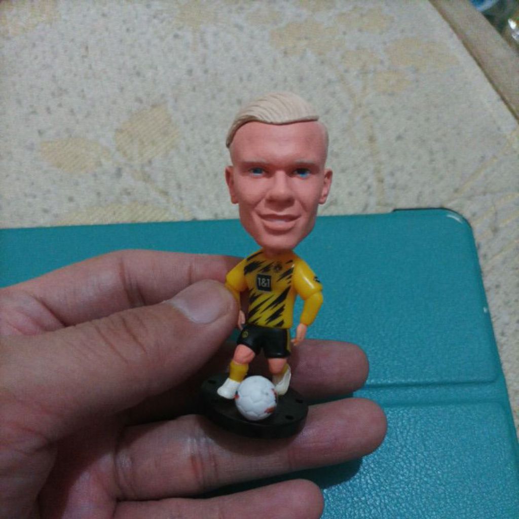 Action Figure Erling Haaland Dortmund Soccerwe