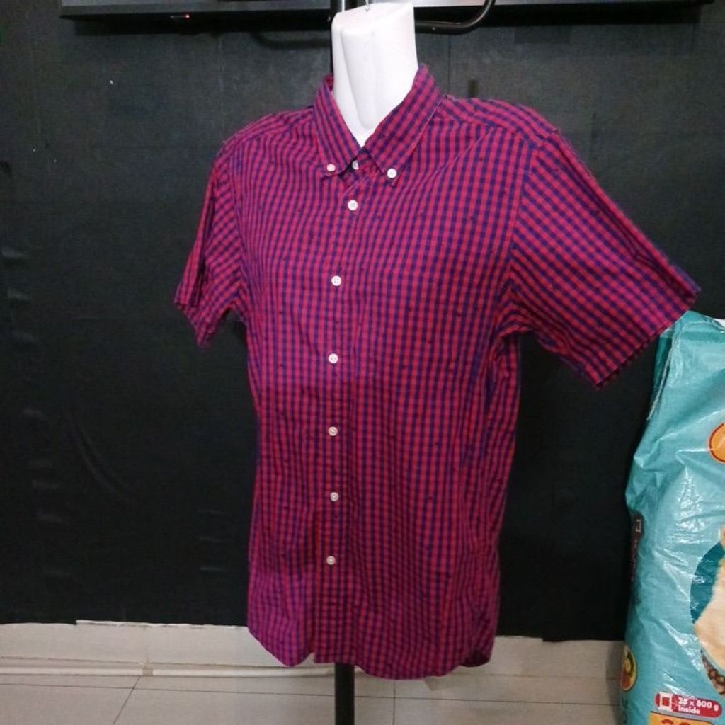 kemeja merek uniqlo second kotak-kotak pria wanita