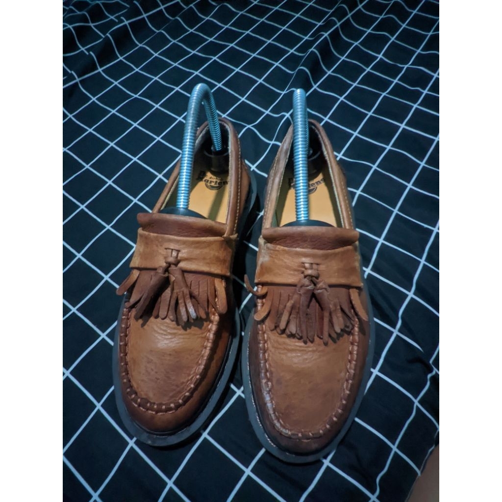 dr.martens adrian tassel