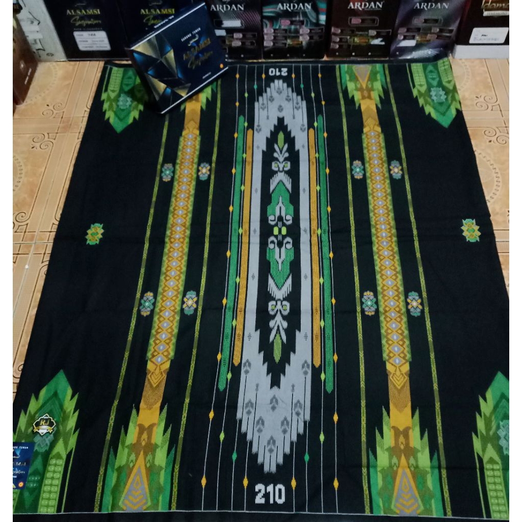 Sarung Al Samsi Warna Hijau Biru Merah Coklat Basic Hitam Sarung Al Samsi Signature Seri Hitam Terba