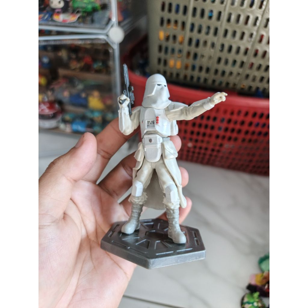 disney store figure starwars imperial snow trooper