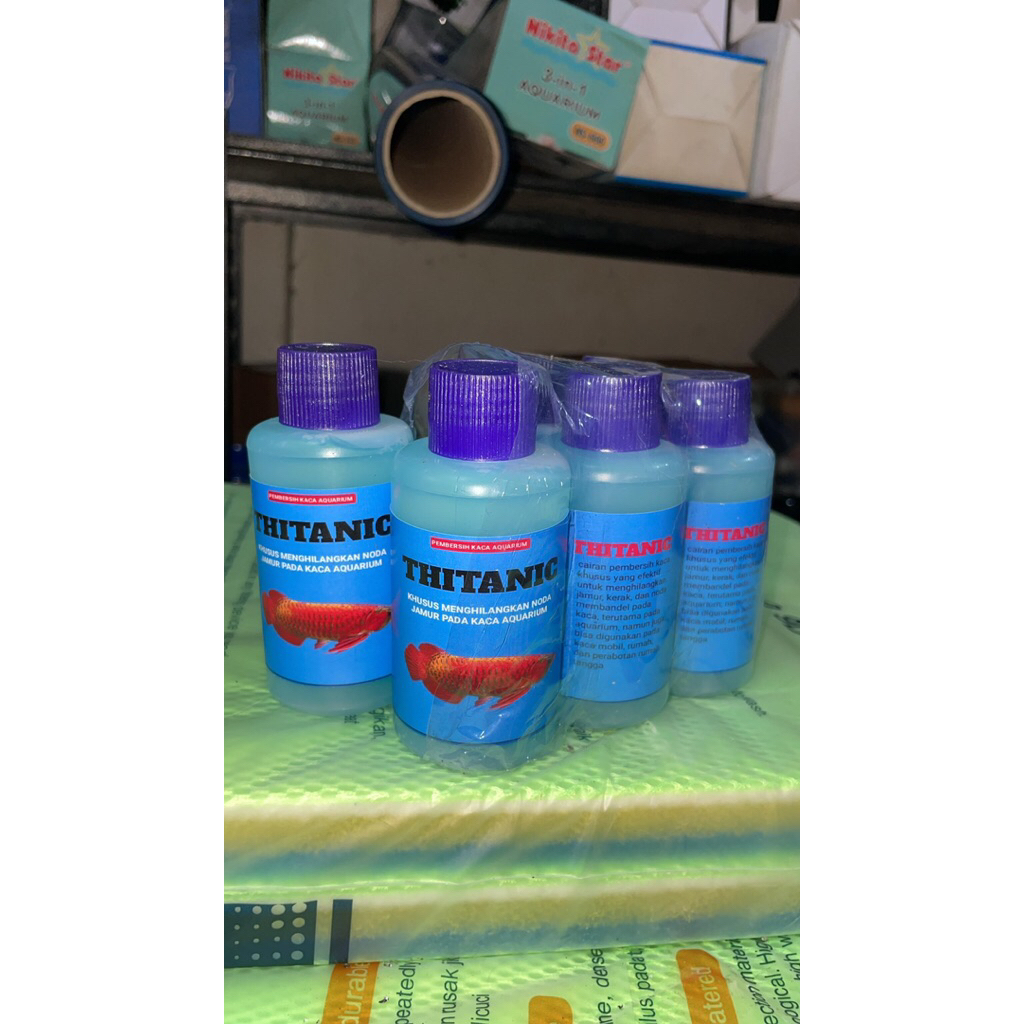 Cairan Pembersih Kaca Aquarium TITANIC Pembersih Kaca Aqauarium 60ML Obat Anti Jamur Kaca Aquarium