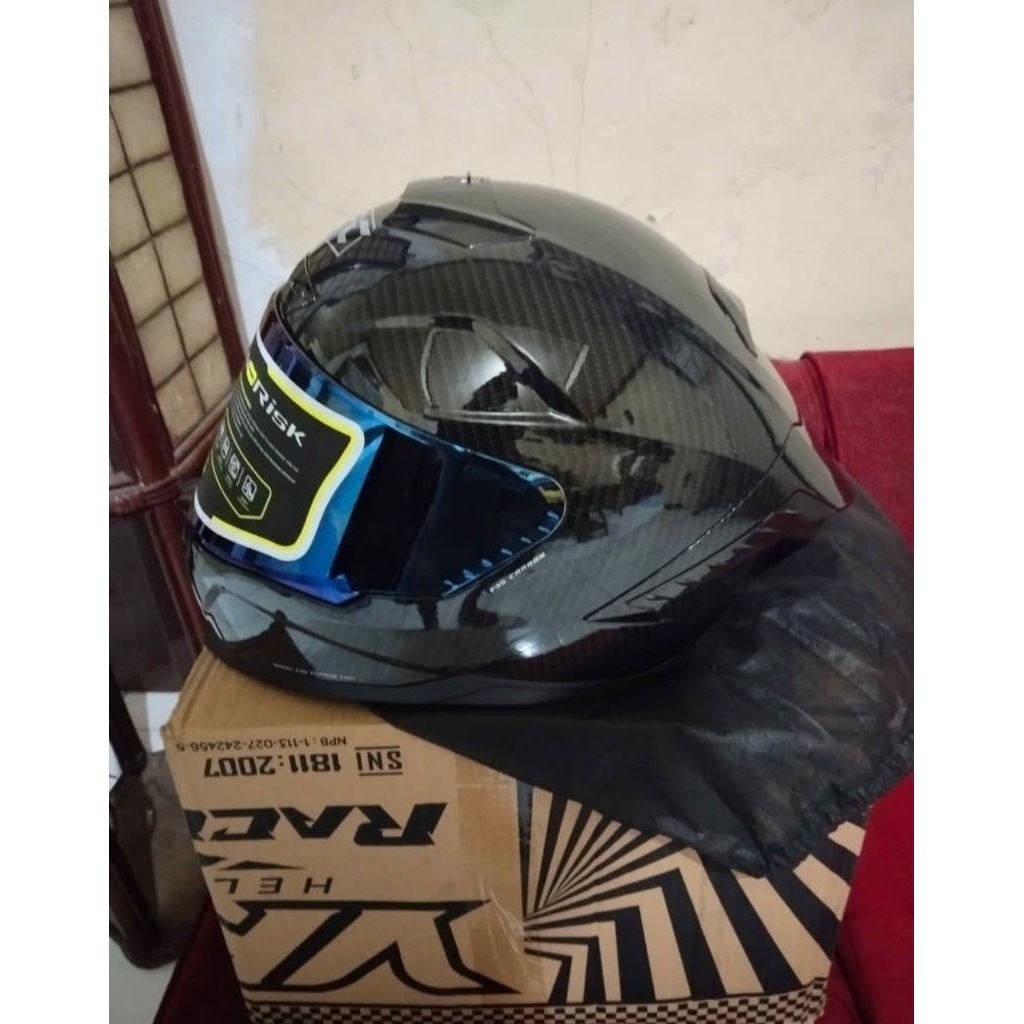 Helm vrc carbon