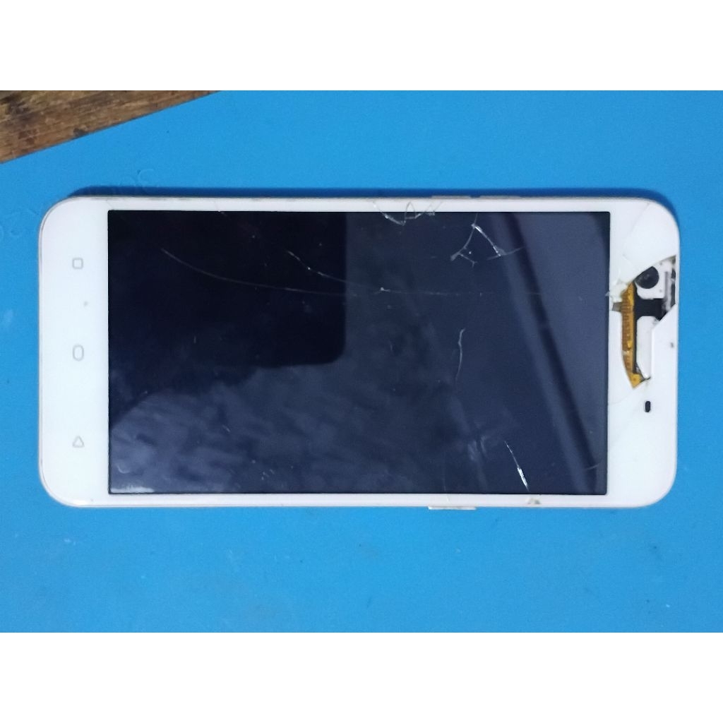 oppo F1s 3/32gb utuh minus lcd aja.