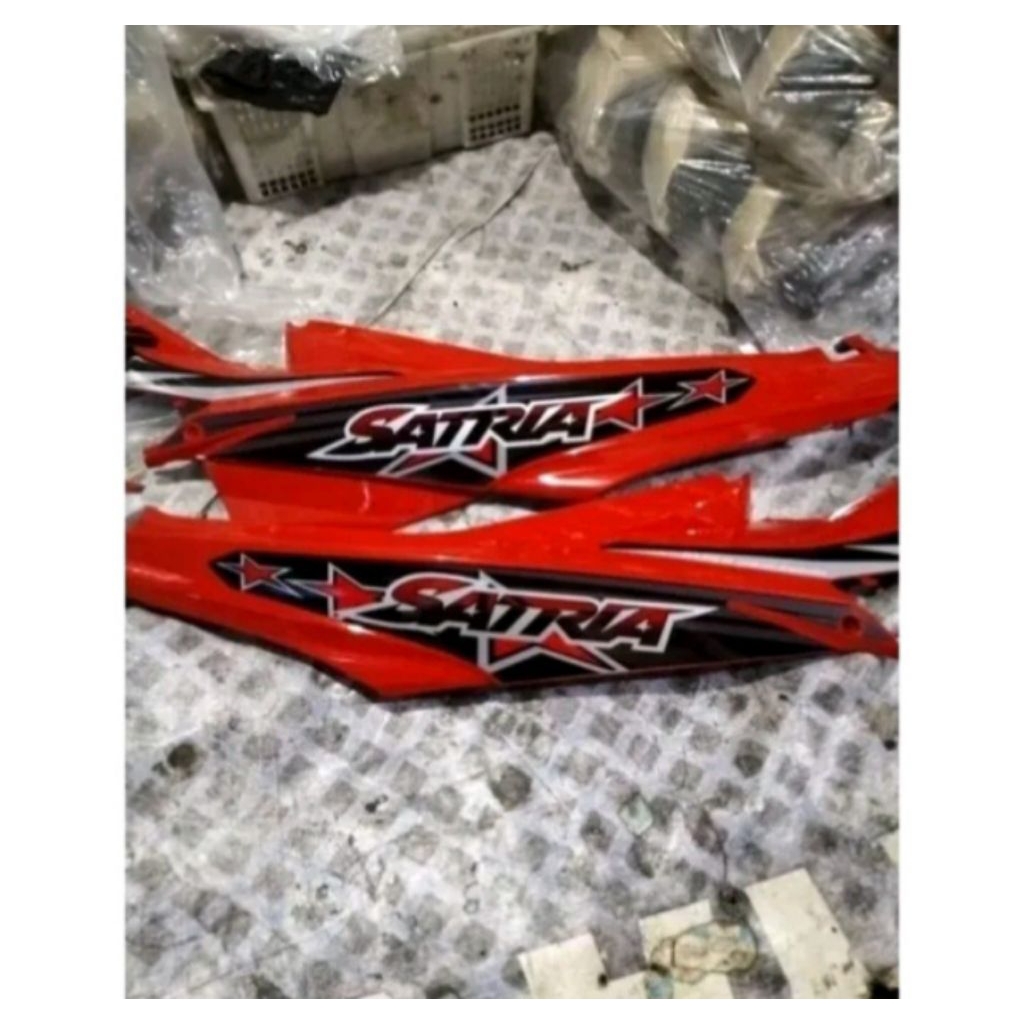 COVER BODY BELAKANG SUZUKI SATRIA F150 FL BODI SATRIA FU FL FACELIFT ALL WARNA MERAH  PLUS STRIPING