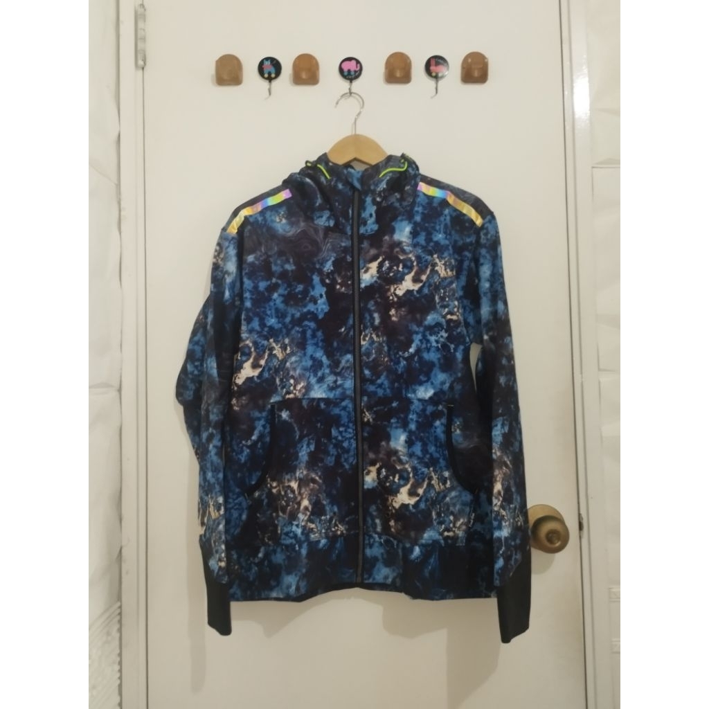 Jaket Outdoor Camo Find Out