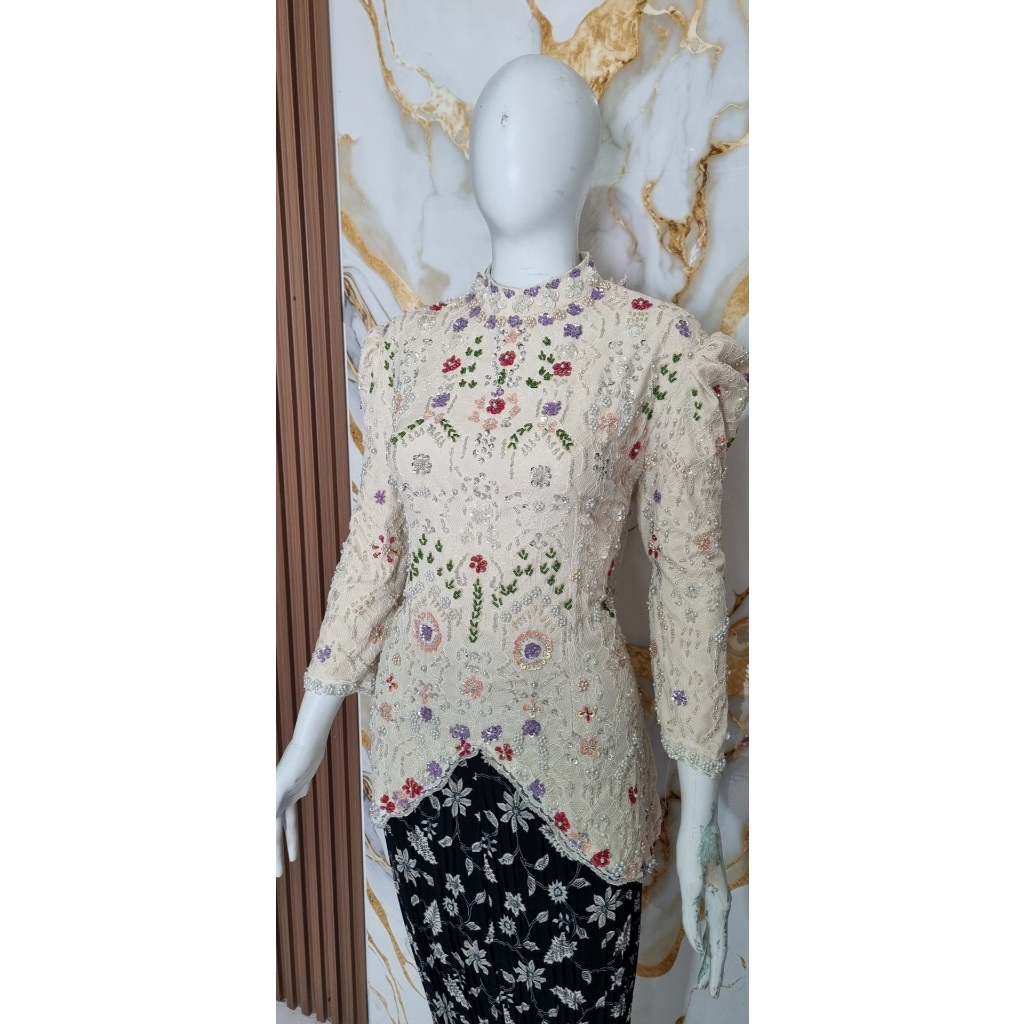 kebaya wisuda payet / kebaya lamaran modern / kebaya custom manik