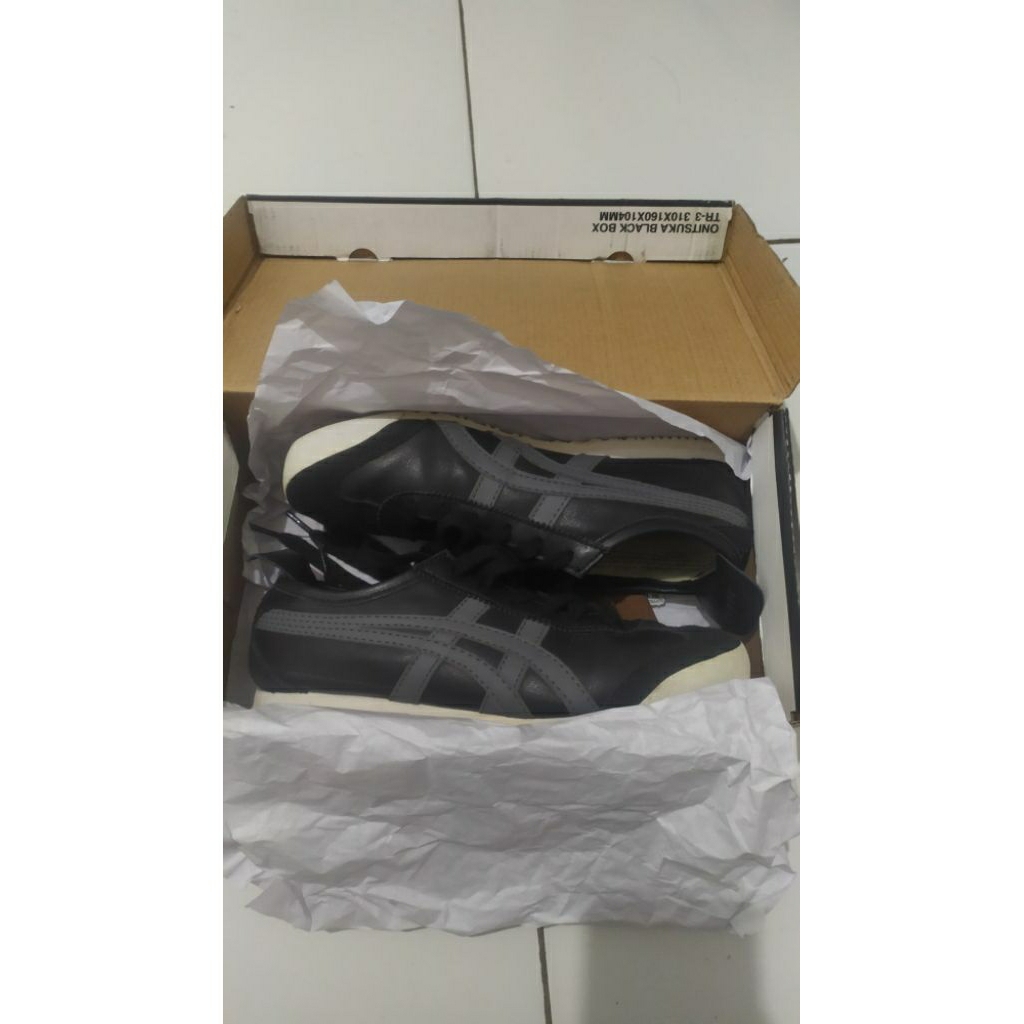 Preloved Sepatu Onitsuka Tiger Mexico 66 (Second)