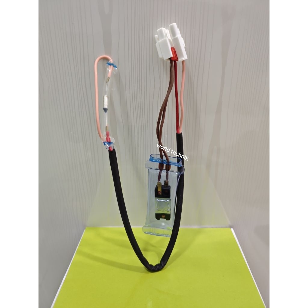 Bimetal-Defrost Sharp kulkas 2pintu.