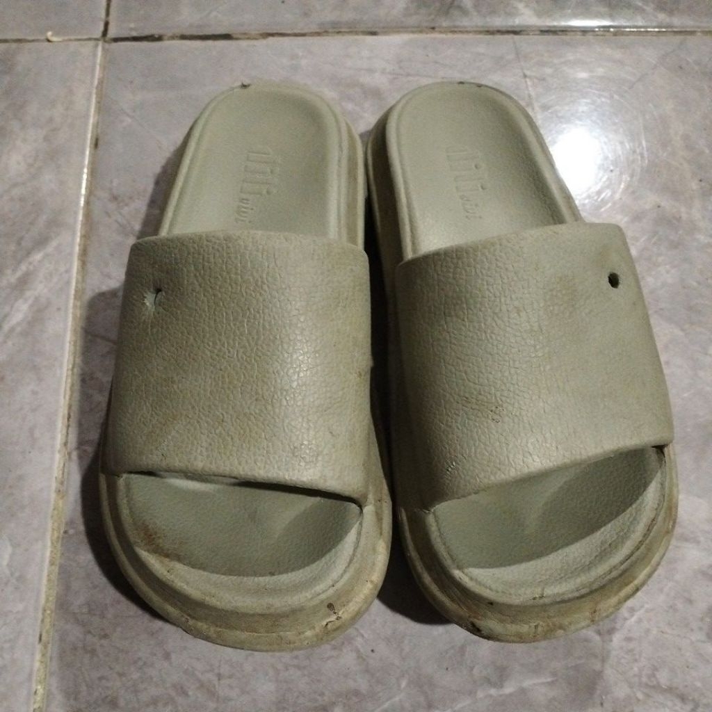 sandal pria&wanita bekas