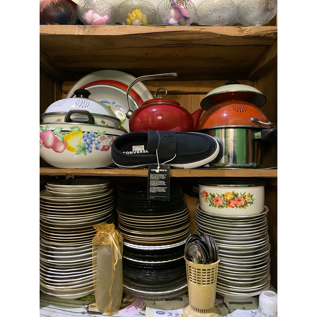 Converse slip loafers one star black white