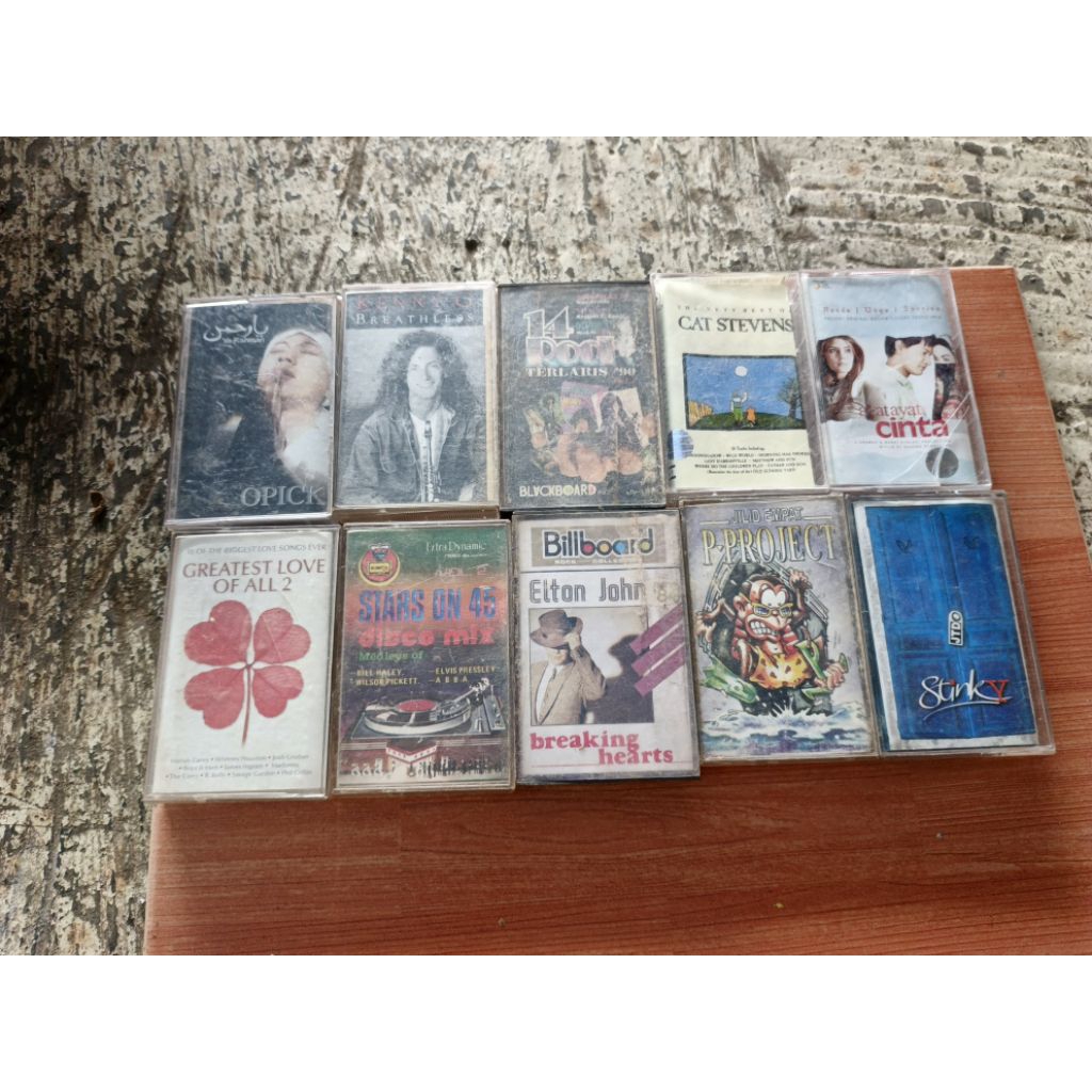 cover plus wadah kaset tape pita jadul harga bijian