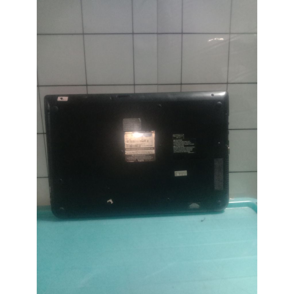 casing laptop Toshiba satelite c55d