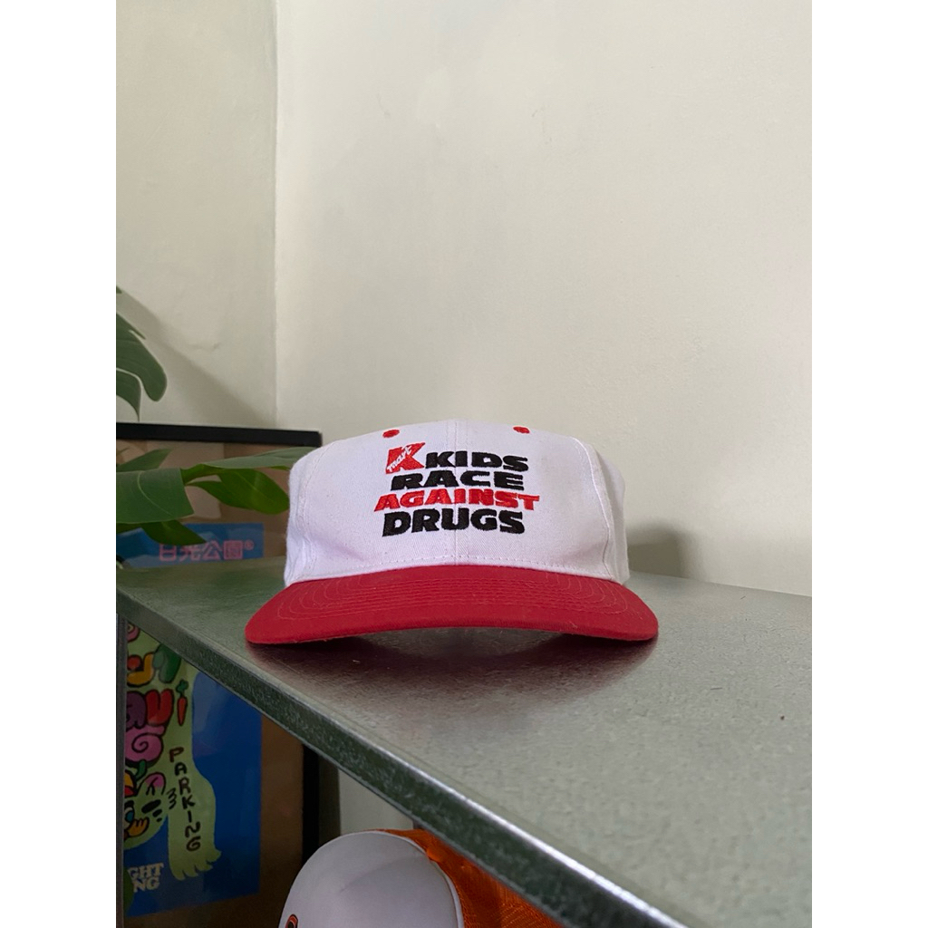 topi vintage twotone short ceper