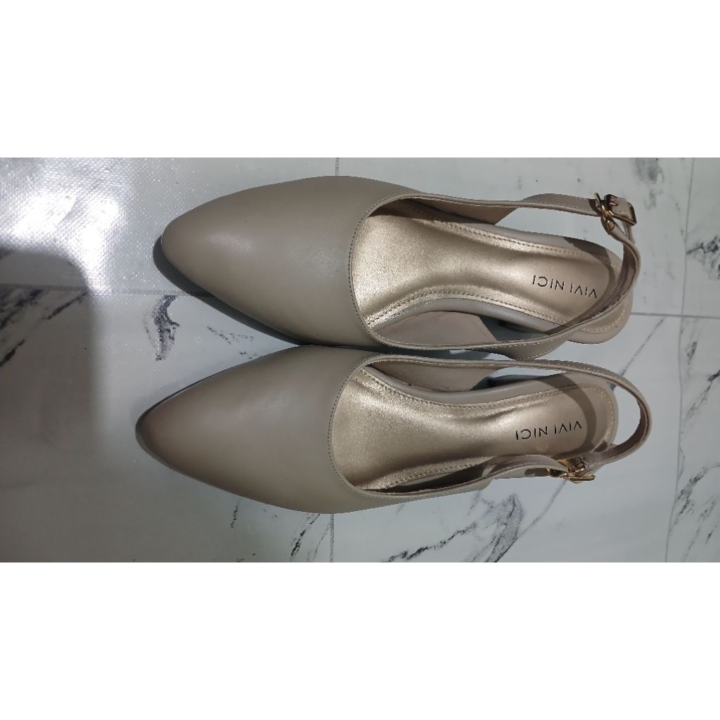 Preloved heels VIVI NICI
