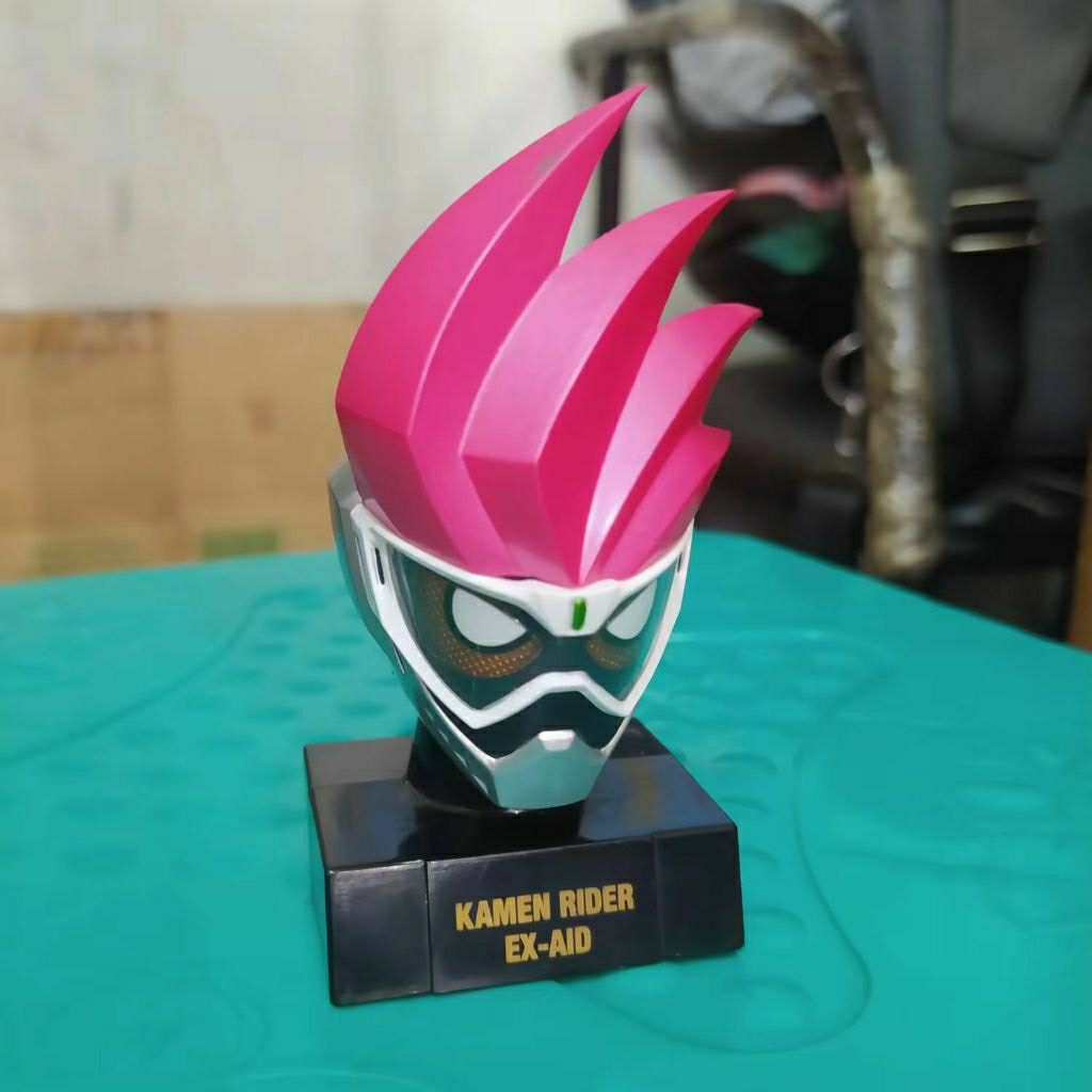 RMC Kamen Rider Ex-Aid Figure Bandai