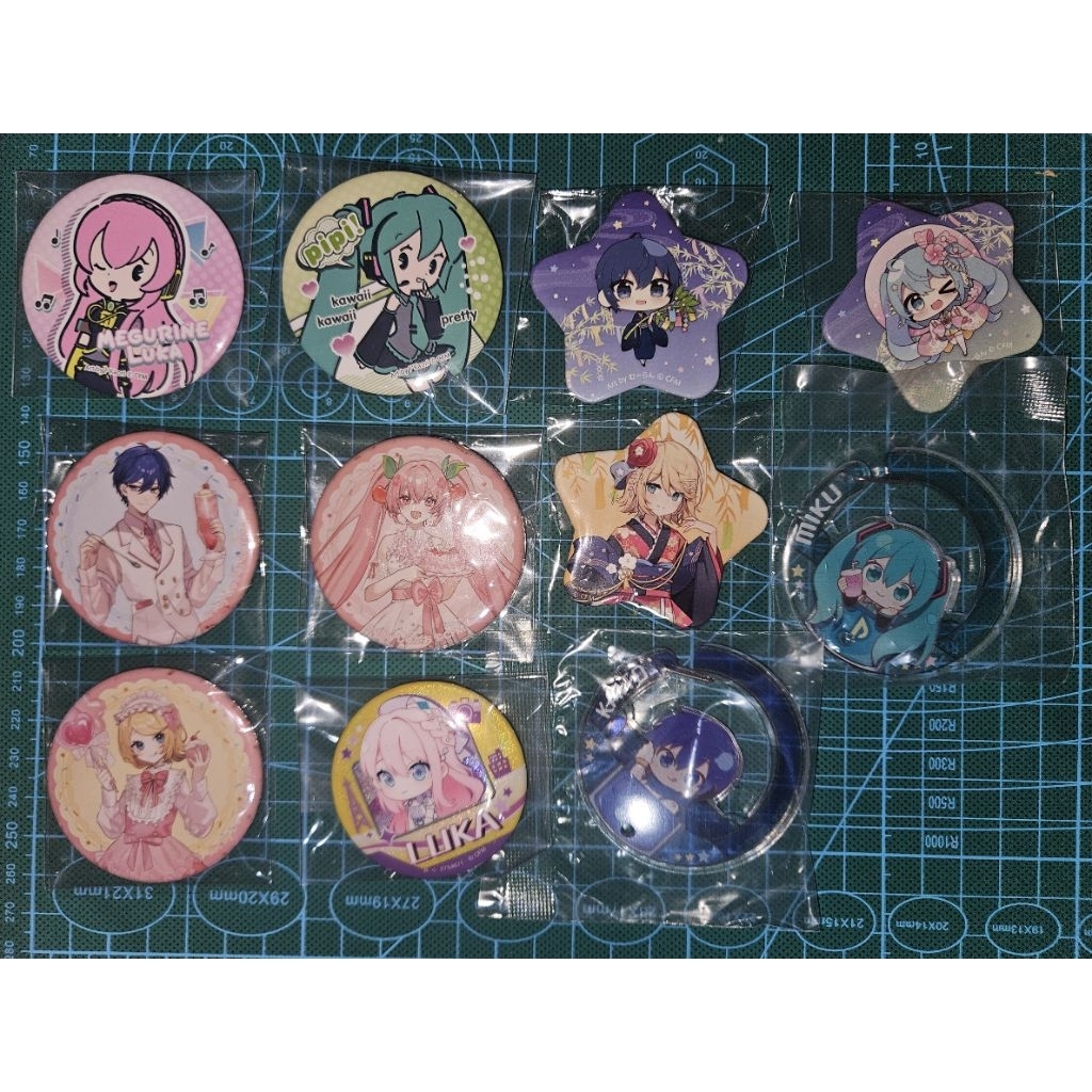 Various can badge vocaloid Hatsune Miku KAITO Kagamine Rin Megurine Luka carabiner