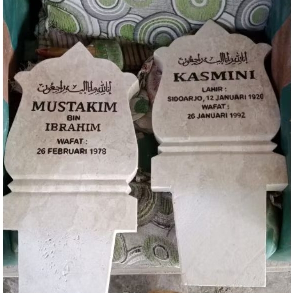 NISAN MAKAM /PATOK/ MARMER CREAM MENGKILAP
