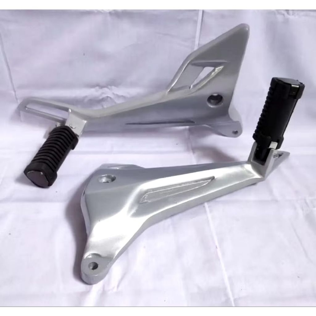 postep footstep dudukan step belakang Supra x 125 lama old, supra x125 karbu SJN Motor Variasi