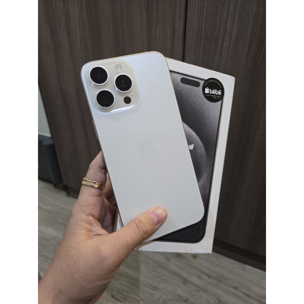 Iphone 15 Pro Max, 256 Gb, Ibox  bh 91%, garansi Ibox habis, seken