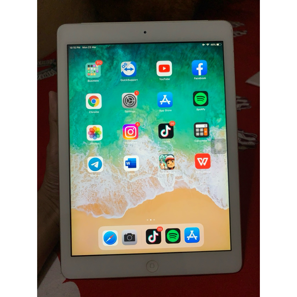 iPad Air 1 second