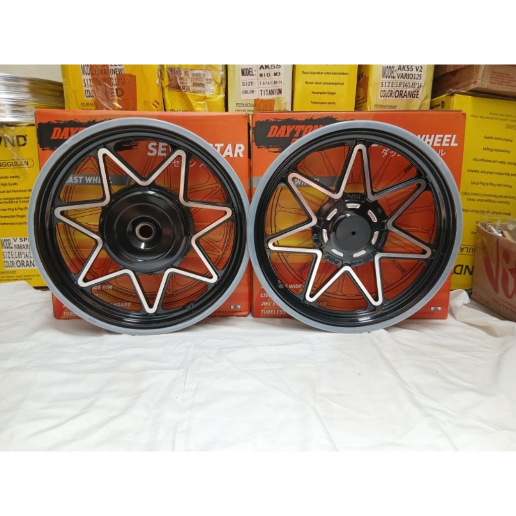 Velg Racing Daytona Seven Star bintang