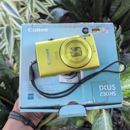 Kamera digital Canon Ixus 230 hs
