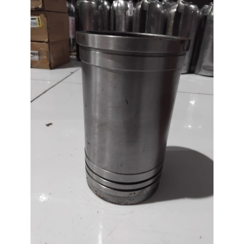 CYLINDER LINER MESIN DIESEL KUBOTA LAWAS TIPE GA 70 / BURING DISEL KUBOTA GA 70 / BURING GA 70
