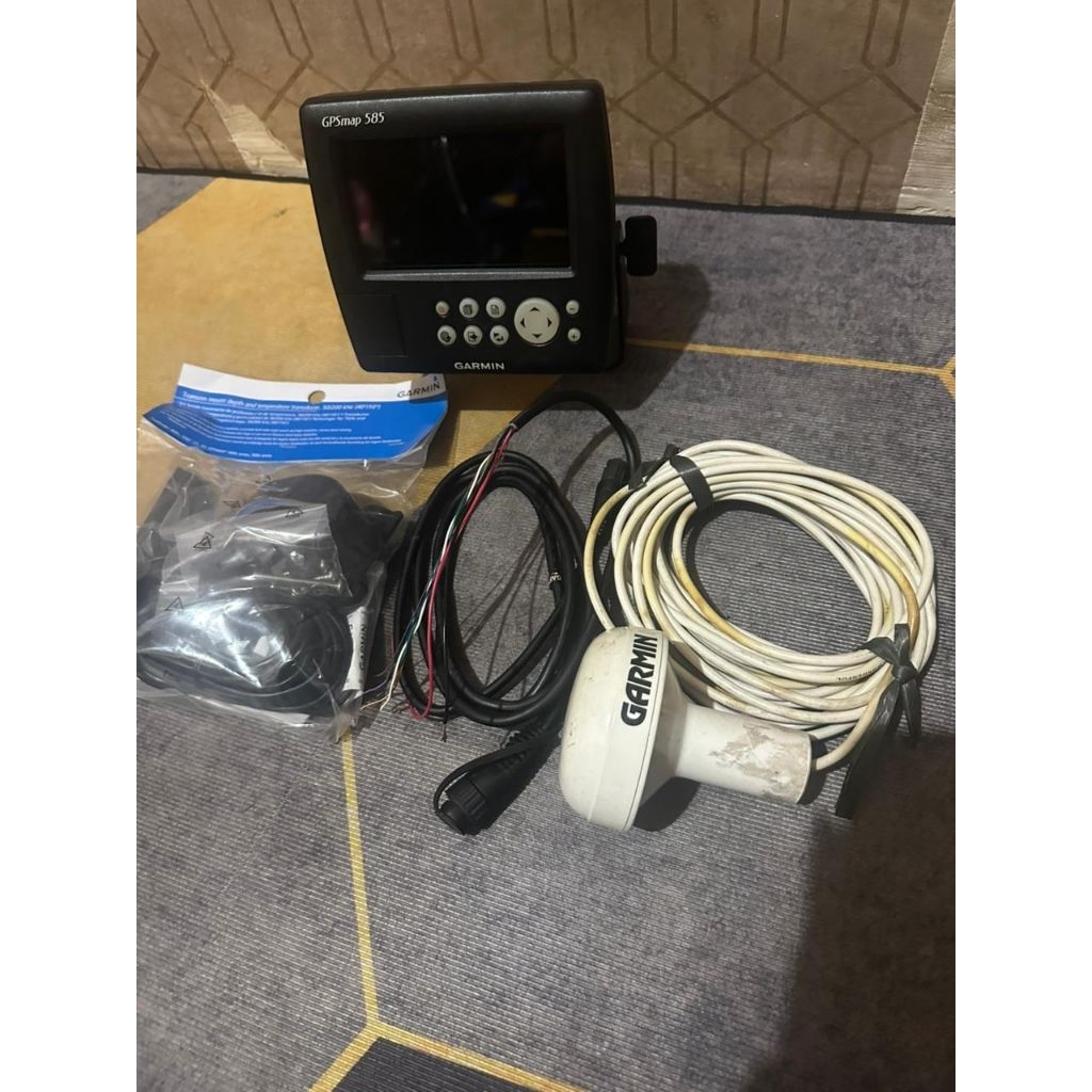 GARMIN GPS FISHFINDER 585 Second / Bekas Fish Finder Garmin 585 Bekas Normal