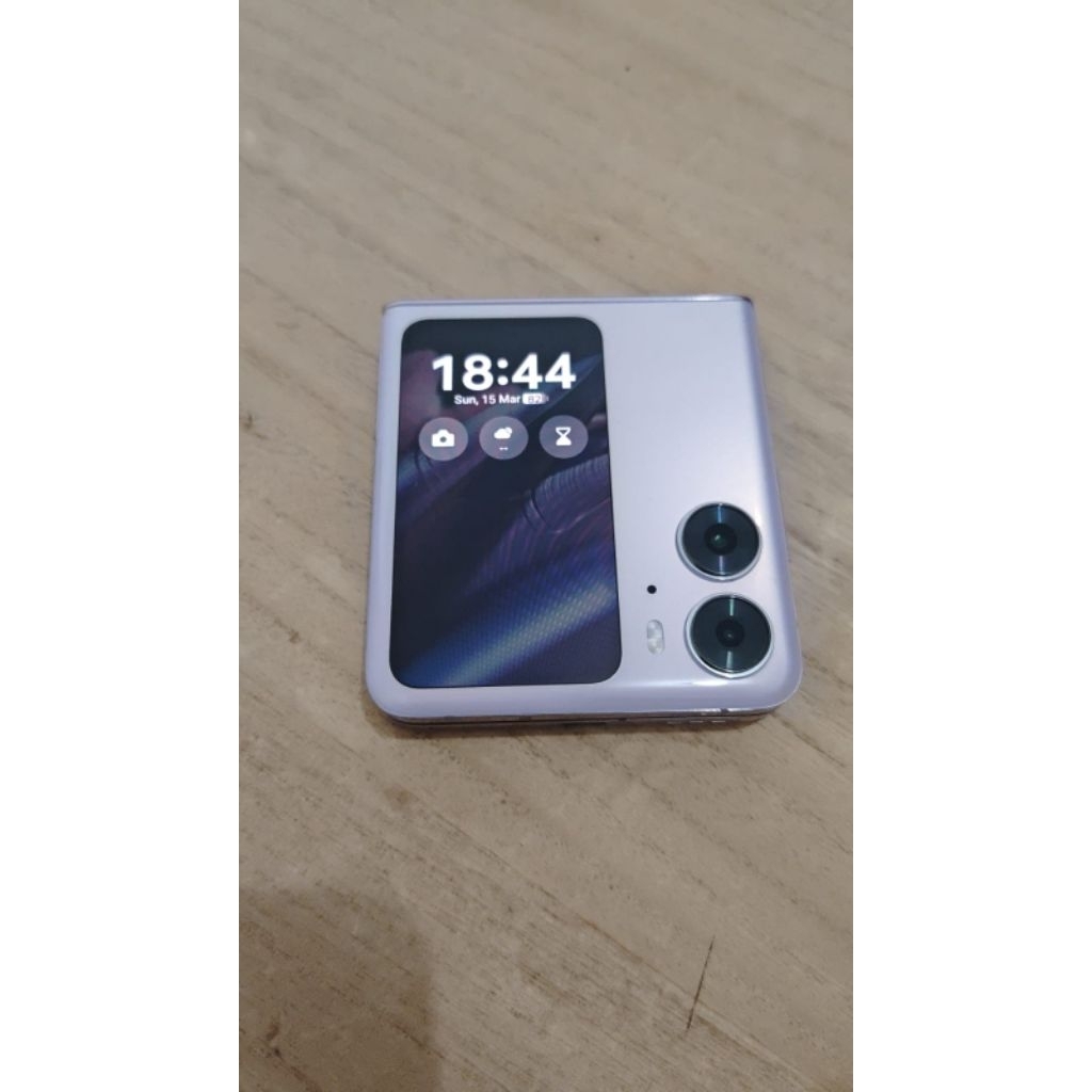 Yang Cari Hp Oppo Find N2 flip kondisi 90%